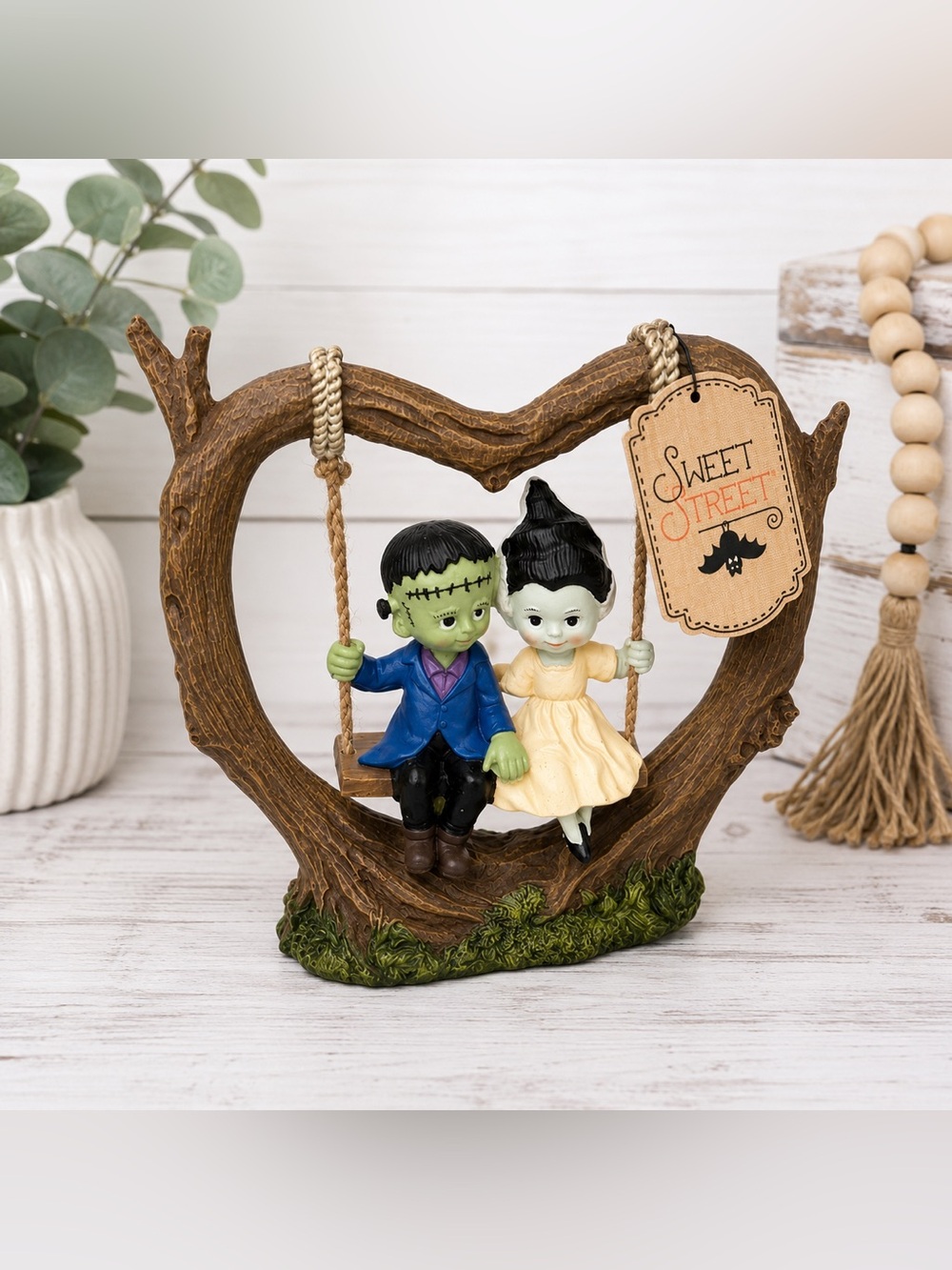 Sweet Street Frankenstein & Bride Swing Figurine – New with Tag (NWT)